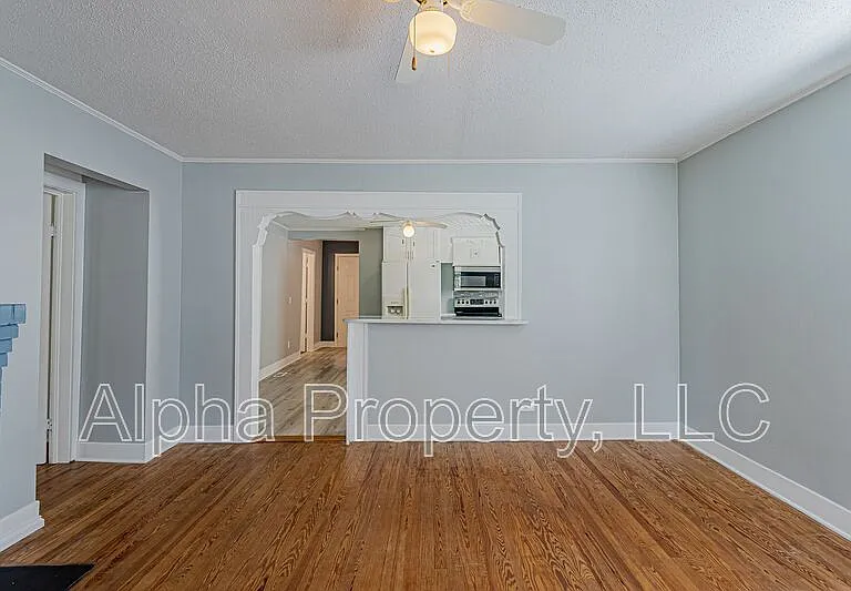 407 Cedar Lane Rd — Photo 2