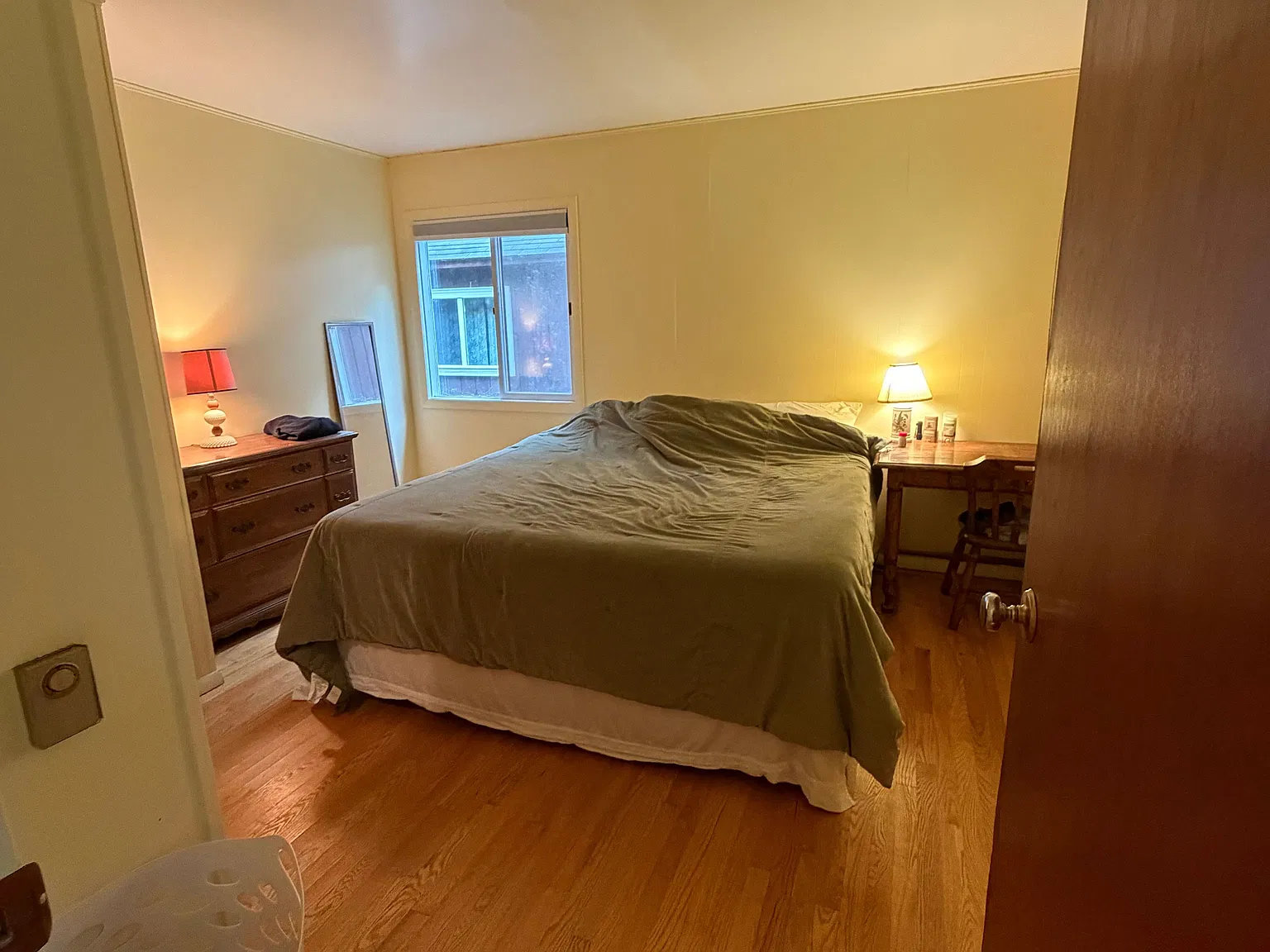 2 bed, 1.0 bath, $2,500 — Photo 4
