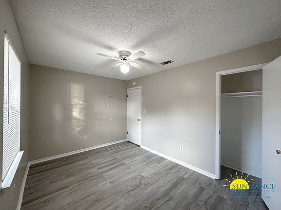 5th image of 790B Navy St