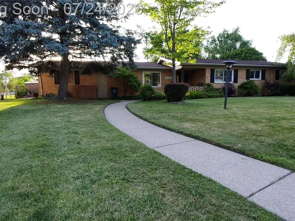 22685 Maple Ct, Hazel Park, MI 48030