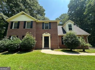 40 Lake Ct, Stockbridge, GA 30281