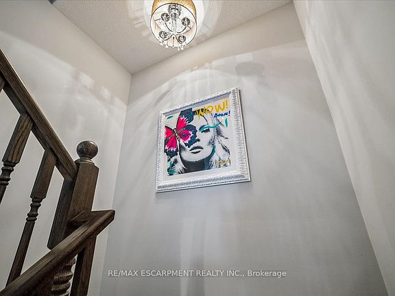 5th image of 181 Plains Rd W #40