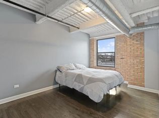 2545 S Dearborn St APT 310, Chicago, IL 60616