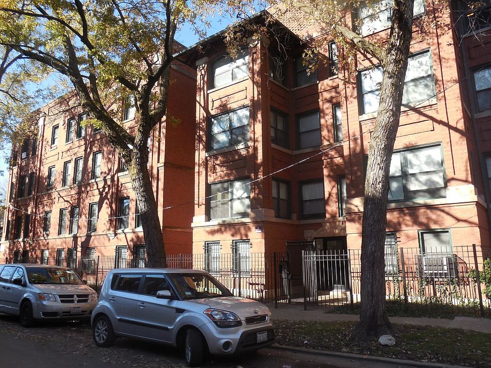 1st image of 6153 S King Dr APT 1