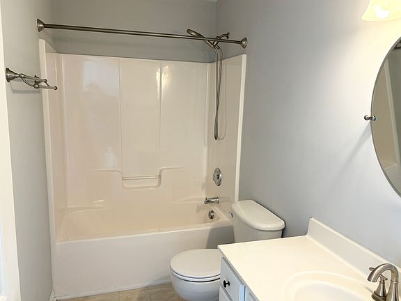 5th image of 4906 Wyatt Brook Way