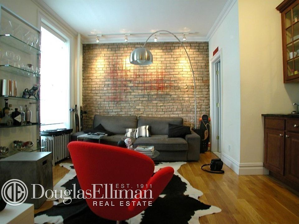 1st image of 27 1/2 Morton St APT 7