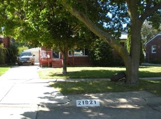 21921 Karam Ct, Warren, MI 48091