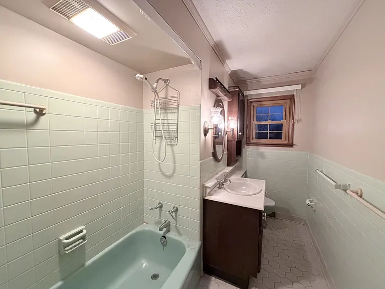 3742 Dorothy Ln — Photo 10