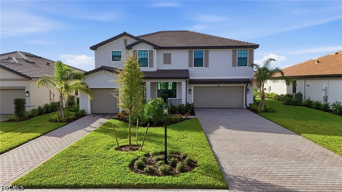 5 bed, 4.5 bath, 3357 sqft, $5,500 — Photo 1