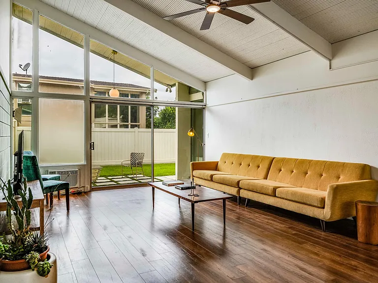 4123 Del Mar Ave — Photo 10