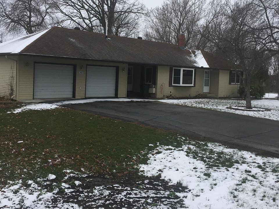 1st image of 413 Woodland Ave W