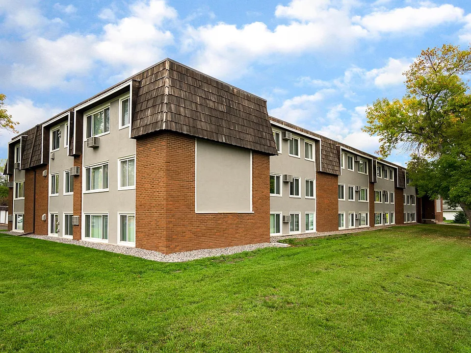 Pike Lake Apartments
