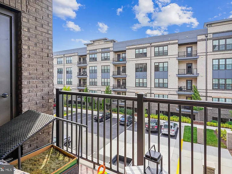 2324 Wind Charm St #205 — Photo 40