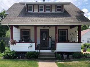 1506 Ruger Ave, Janesville, WI 53545