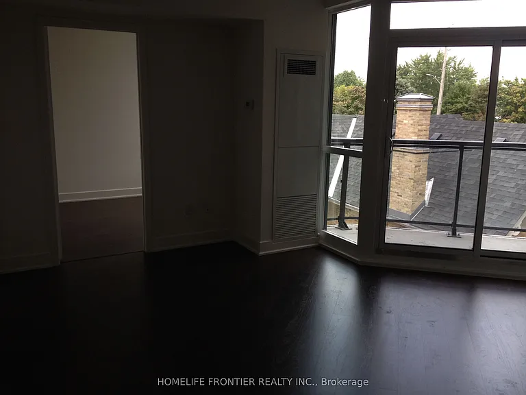 7608 Yonge St #422 — Photo 10