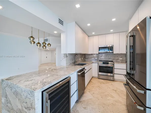 8855 Collins Ave APT 5G, Surfside, FL 33154