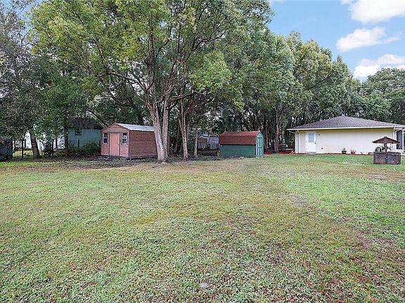 4th image of 37211 Trefoil Ln