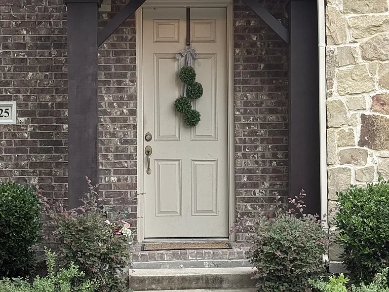 4225 Blackjack Oak Dr — Photo 3