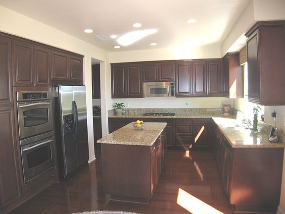 4th image of 26830 Cottonwood Ct