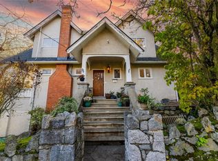 1290 Topaz Ave, Victoria, BC