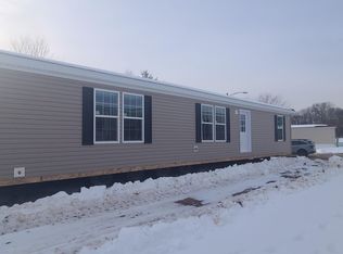 68 Columbia Dr, Cheswick, PA 15024