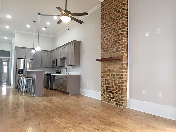 4th image of 858 Olga St