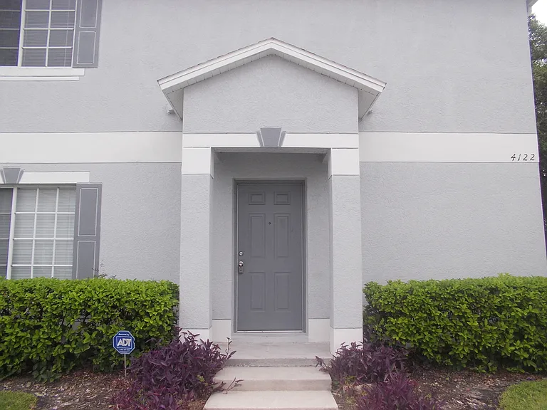 4122 Waterside Island Ct — Photo 1