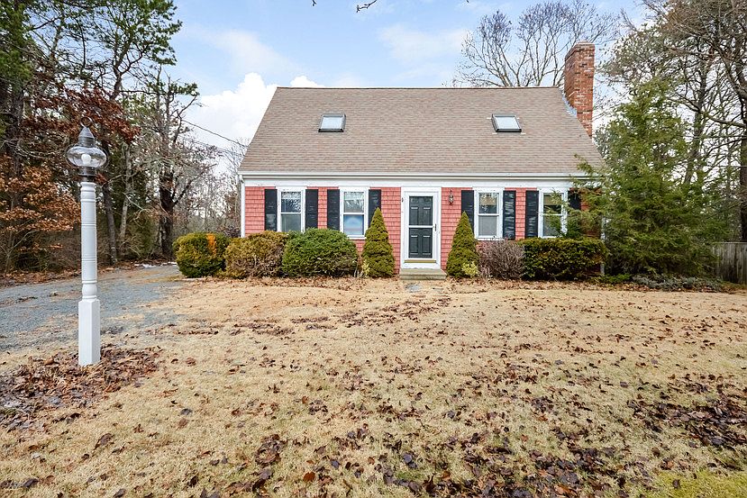 73 Daniele St, Cotuit, MA 02635 Zillow