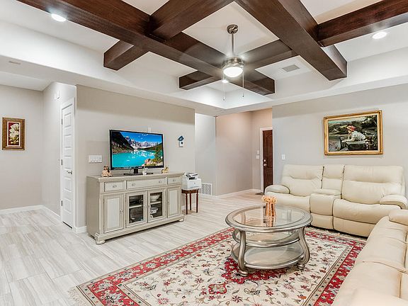 4th image of 3220 David Palacio Dr