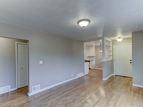 2nd image of 1324 S Shoshone St
