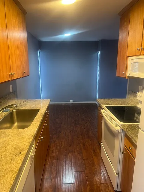 1 bed, 701 sqft, $1,650 — Photo 3