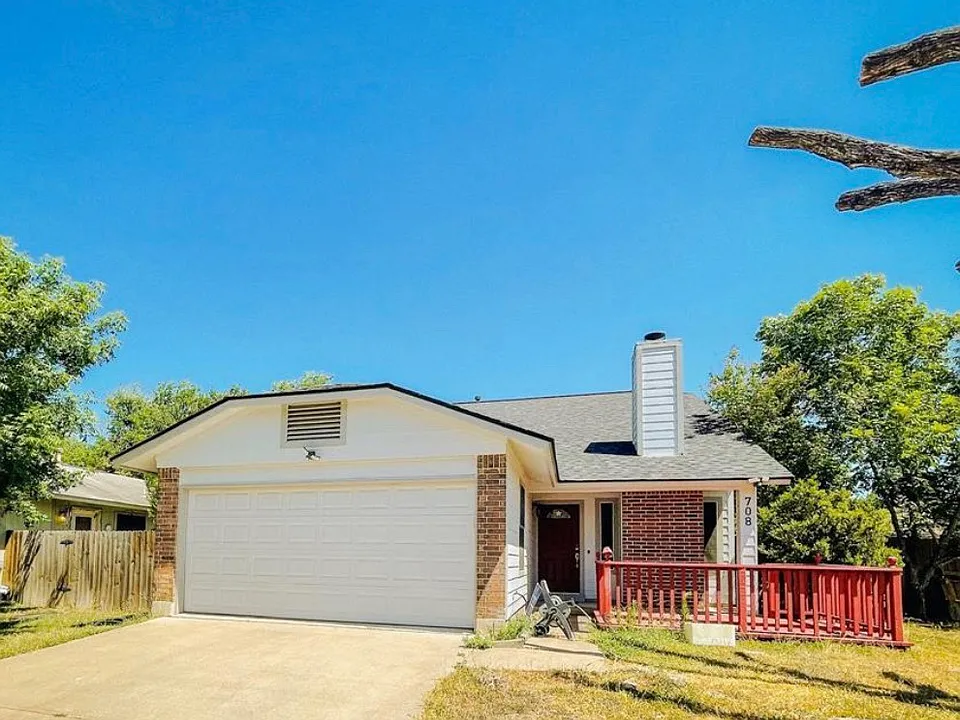 708 Decker Prairie Dr