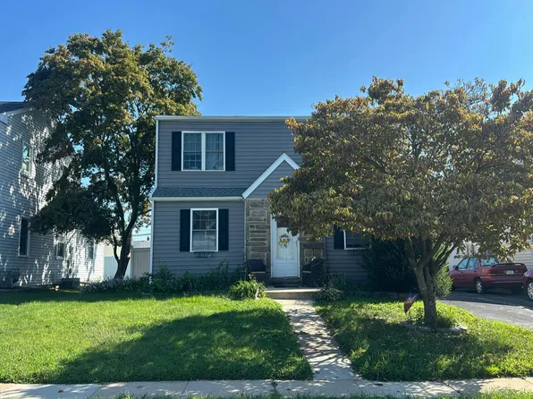 15 Tasker Ave, Norwood, PA 19074
