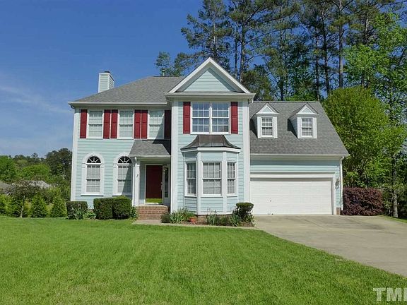 2nd image of 104 Corbin Hill Cir