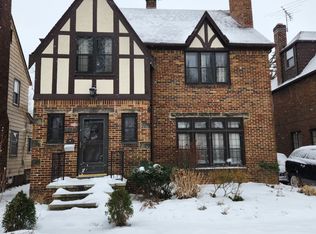 3610 Harvey Rd, Cleveland Heights, OH 44118