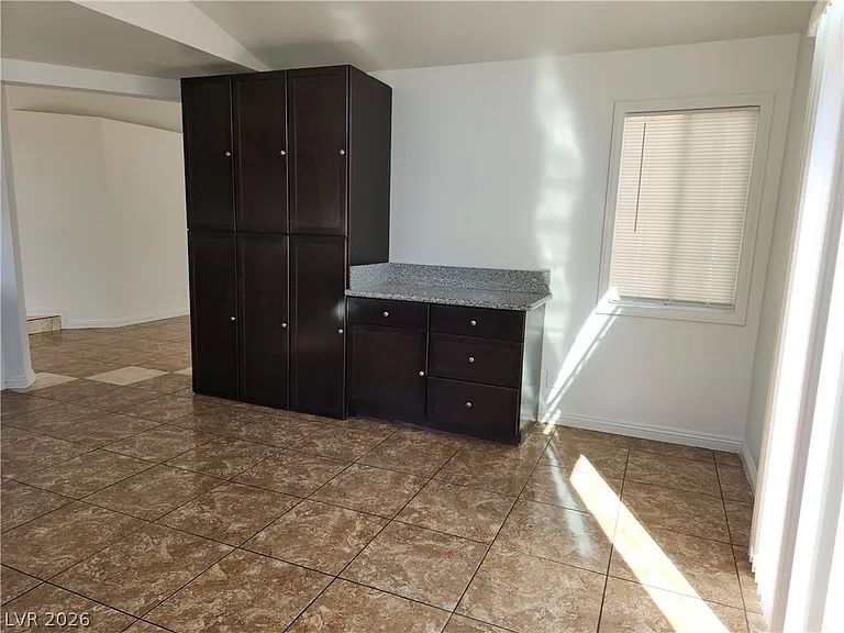 6556 Bradford Ln — Photo 18