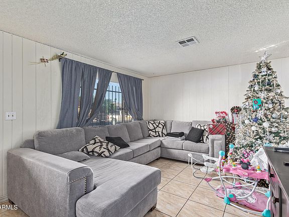 4th image of 2228 N 47TH Drive