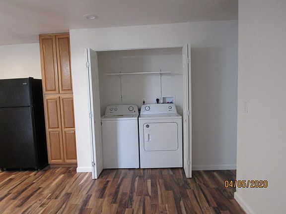 3rd image of 2323 Miramar Ct #A