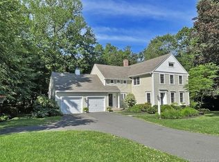 29 Breeds Hill Rd, Glastonbury, CT 06033