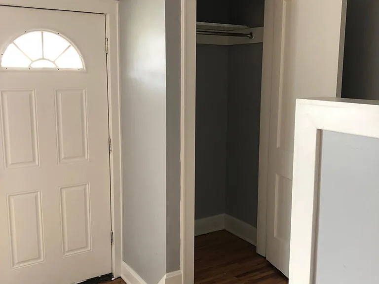 196 Dana Ave — Photo 10