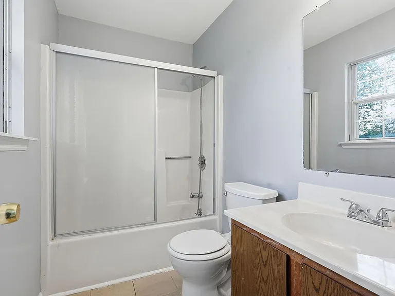 11259 Edgewood Dr — Photo 13