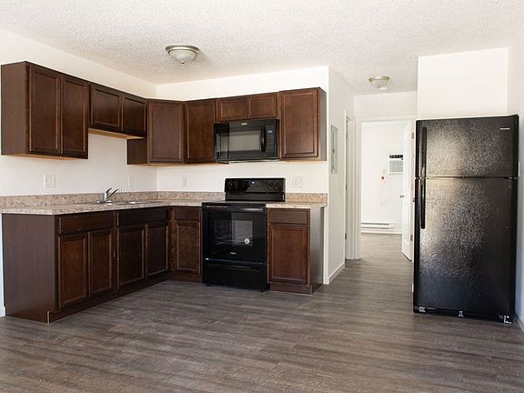 4th image of 405 Beech St #10