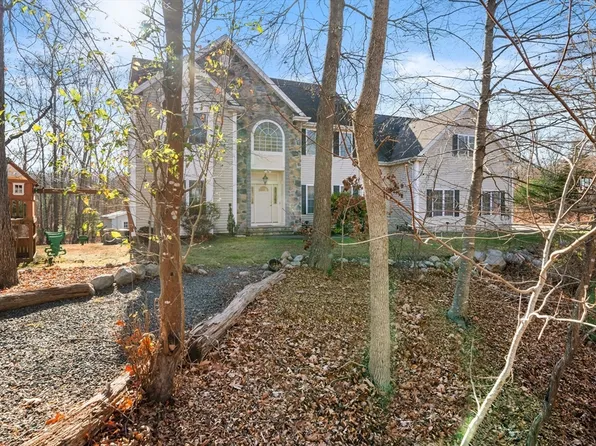 2300 Bay Rd, Stoughton, MA 02072