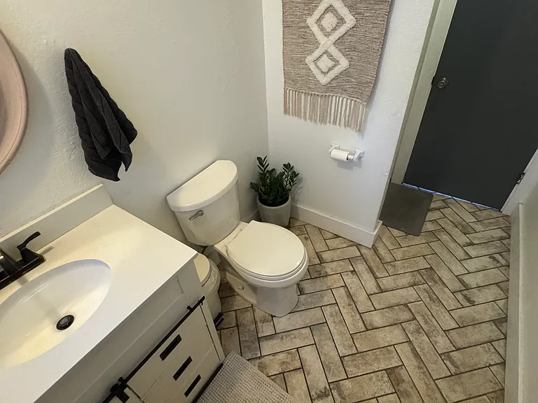 first floor full bathroom with shower