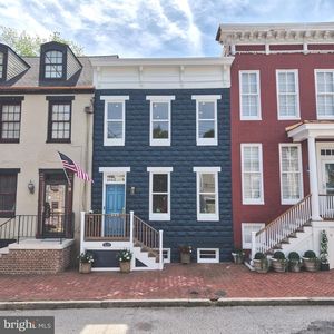11 1/2 College Ave, Annapolis, MD, 21401