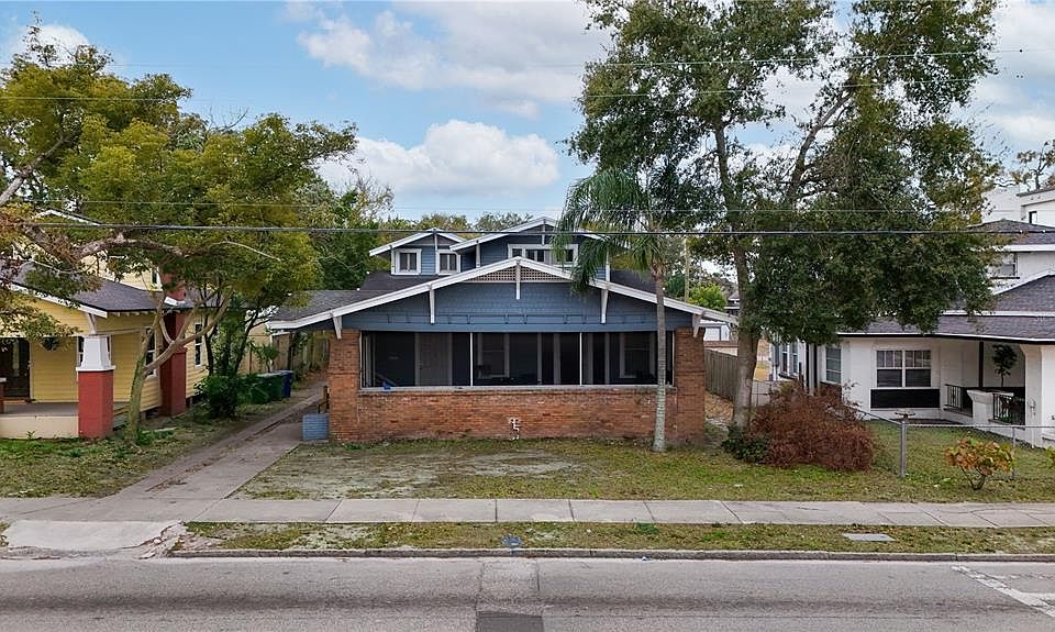 1st image of 316 W COLUMBUS DRIVE