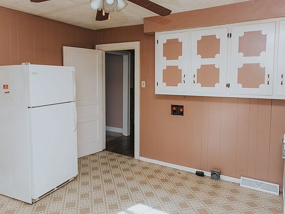 5th image of 122 Baker Dr