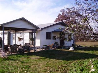 370 Dallas Rd, Macks Creek, MO 65786