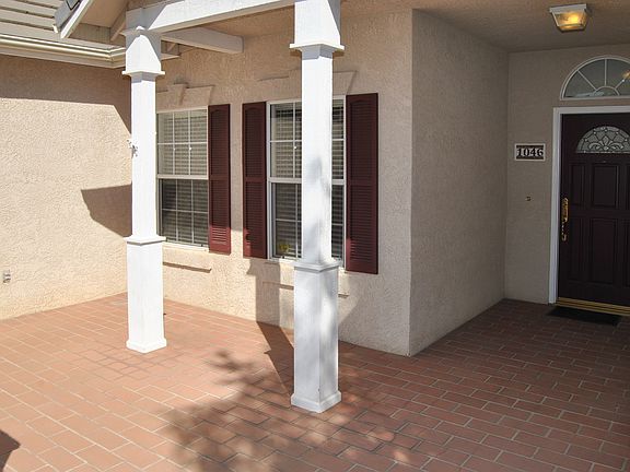 3rd image of 1046 W Orchard Ct