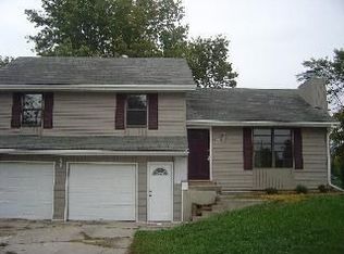 110 NE 101st Pl, Kansas City, MO 64155